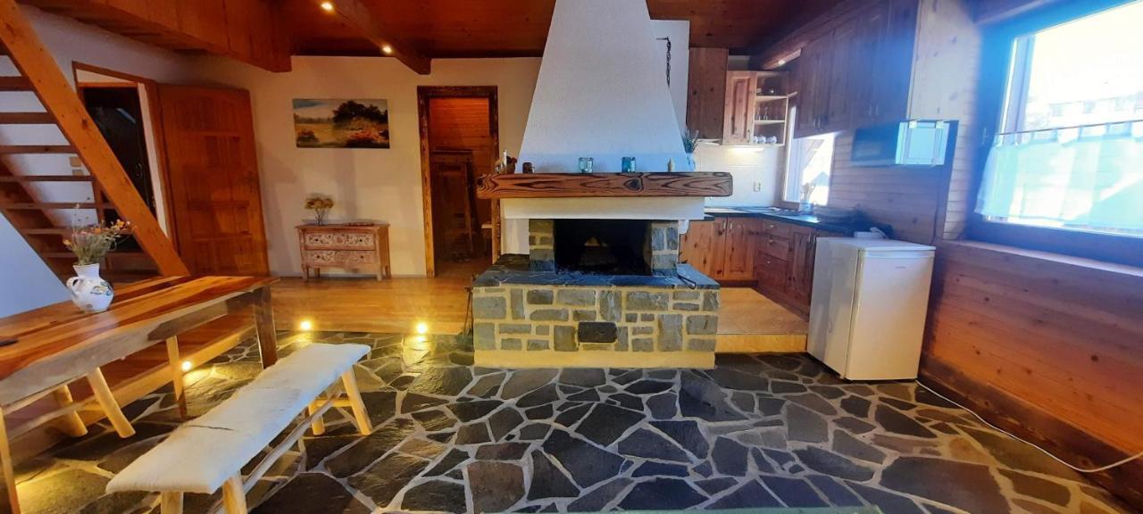 Podkrovie V Zeleni - Privat Strba Bagian luar foto